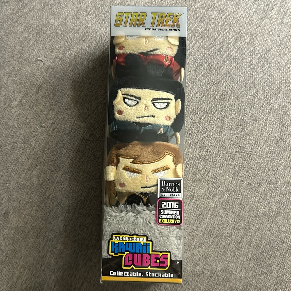 Star Trek Kawaii Cubes Barnes and Noble 2016 summer convention exclusive